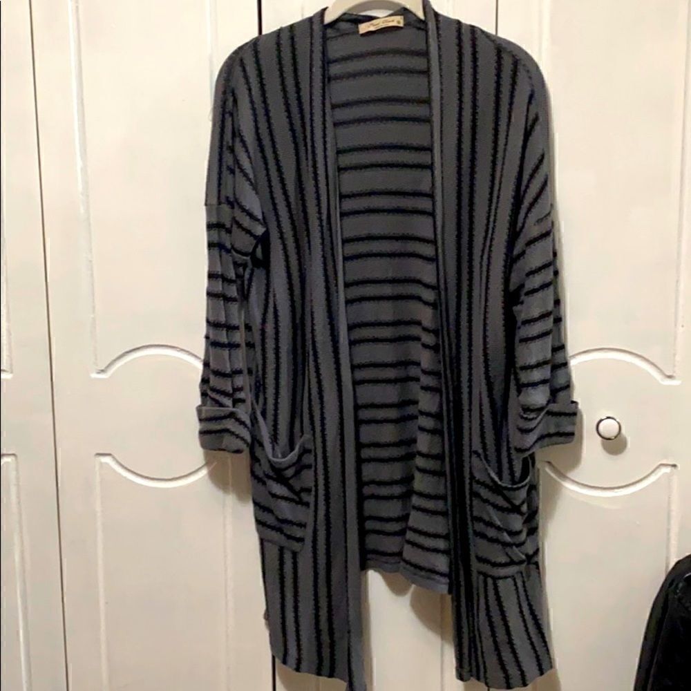 Final Touch Gray striped Cardigan 3/4 sleeve M
